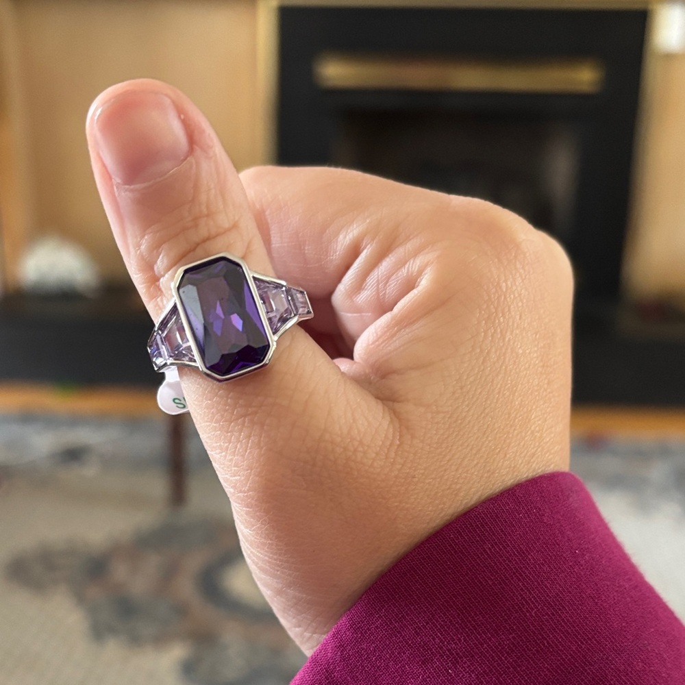 Amethyst Elegance Silver Ring